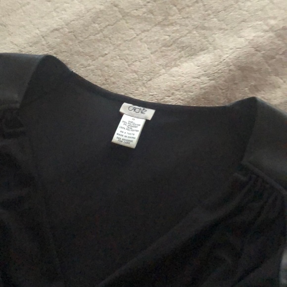 Dress - Picture 3 of 4